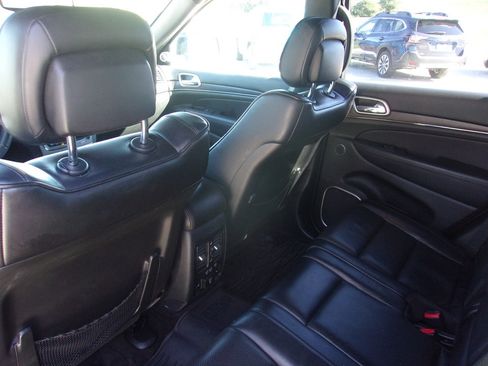Used 2018 Jeep Grand Cherokee High Altitude AWD/4WD image 15