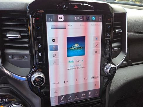 Used 2025 RAM 1500 Laramie image 14