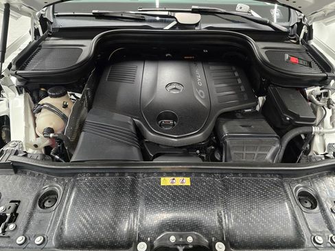 Used 2024 Mercedes-Benz GLE 450 4MATIC image 13