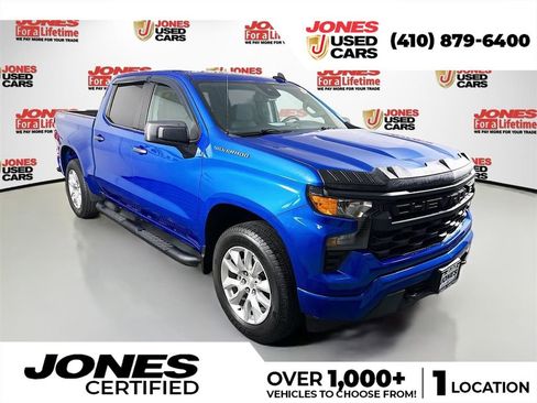 Used 2024 Chevrolet Silverado 1500 Custom image 1