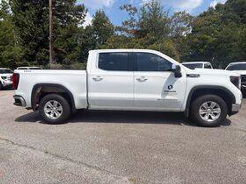 Used 2023 GMC Sierra 1500 SLE AWD/4WD image 12