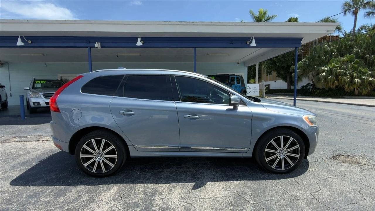 Used 2017 Volvo XC60 T6 Inscription AWD/4WD image 6
