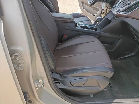 Used 2013 GMC Terrain SLT FWD image 22