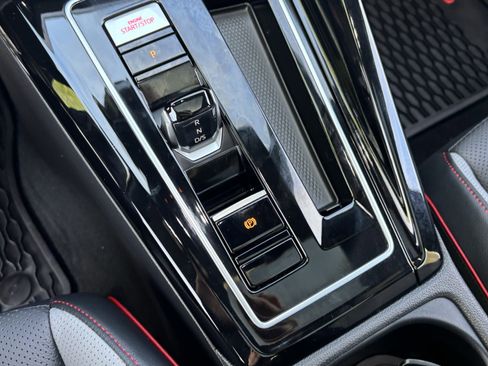 Certified 2024 Volkswagen GTI SE w/ SE Leather Seats Package image 24