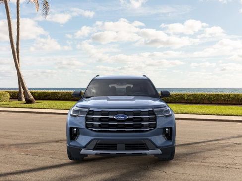 Used 2026 Ford Explorer Active w/ Active Comfort Package AWD/4WD image 6