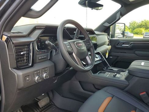 New 2026 GMC Sierra 2500 AT4 w/ AT4 Premium Plus Package AWD/4WD image 21