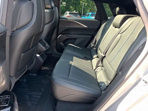 Used 2025 Cadillac Lyriq Sport w/ LPO, Floor Liner Package AWD/4WD image 11
