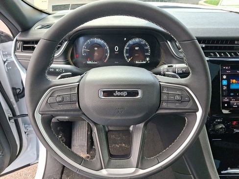 New 2026 Jeep Grand Cherokee Laredo X AWD/4WD image 15