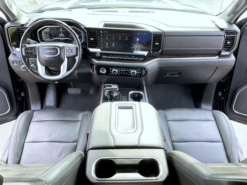Used 2022 GMC Sierra 1500 SLT w/ SLT Convenience Package AWD/4WD image 12