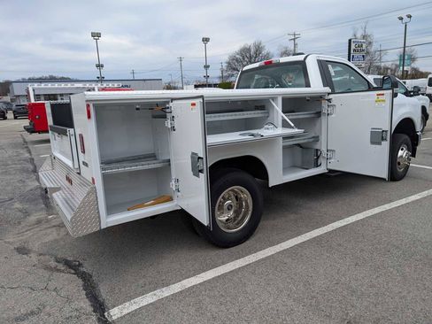 New 2026 Ford F350 XL w/ XL Chrome Package image 7