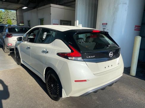 Used 2024 Nissan Leaf SV Plus FWD image 3