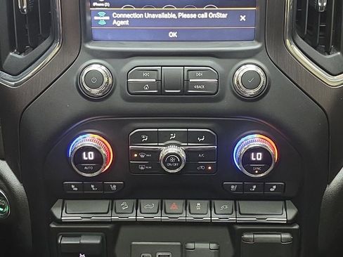 Used 2022 GMC Sierra 1500 AT4 w/ AT4 Preferred Package image 22