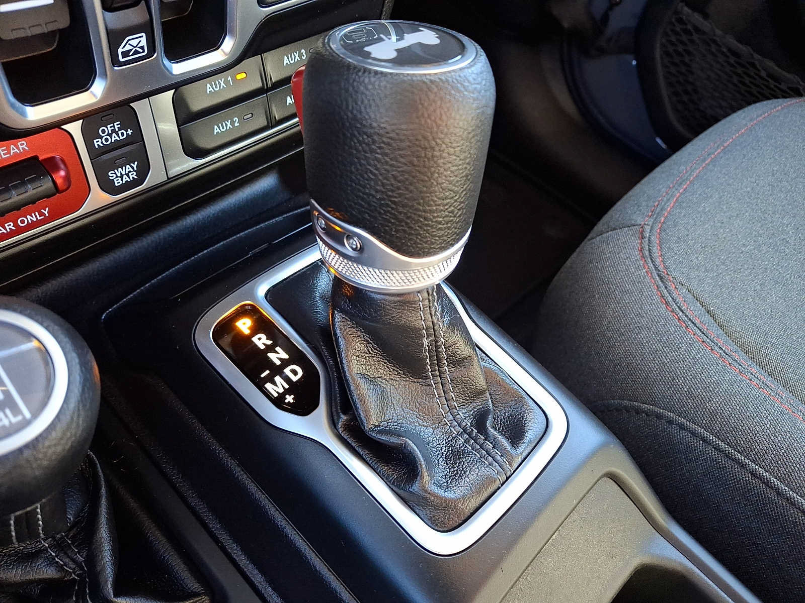 Used 2026 Jeep Wrangler Unlimited Rubicon AWD/4WD image 15