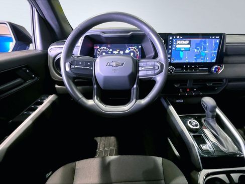 Used 2024 Chevrolet Colorado Trail Boss w/ Advanced Trailering Package image 9