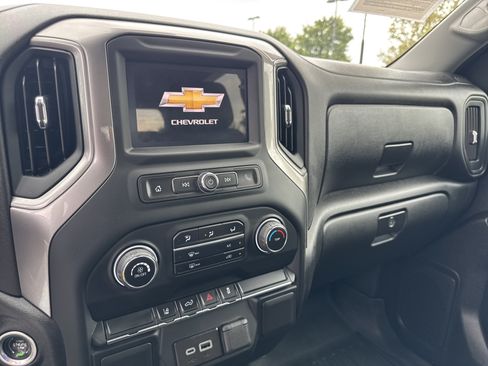 Used 2024 Chevrolet Silverado 2500 W/T w/ WT Convenience Package AWD/4WD image 22