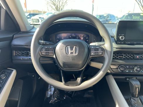 Used 2023 Honda Accord LX image 15