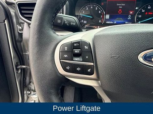Certified 2023 Ford Explorer XLT w/ Equipment Group 202A RWD image 15