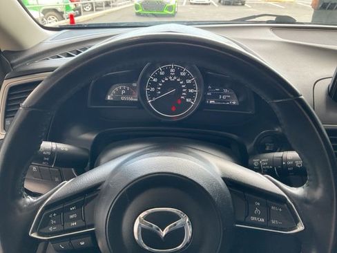 Used 2018 MAZDA MAZDA3 Touring image 7