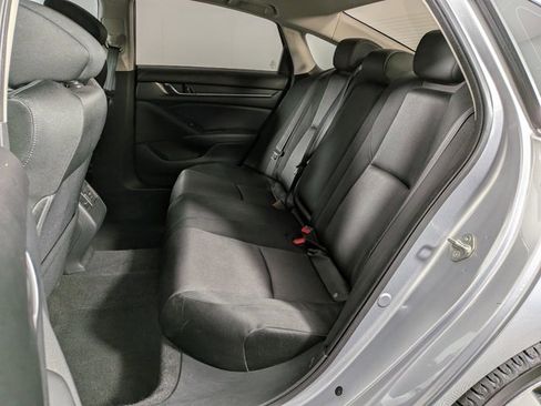 Used 2018 Honda Accord EX image 23