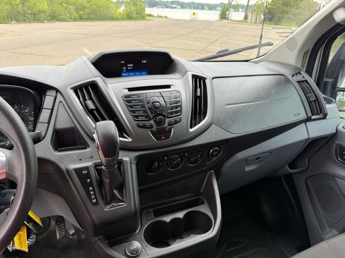Used 2018 Ford Transit 250 148 Medium Roof RWD image 12