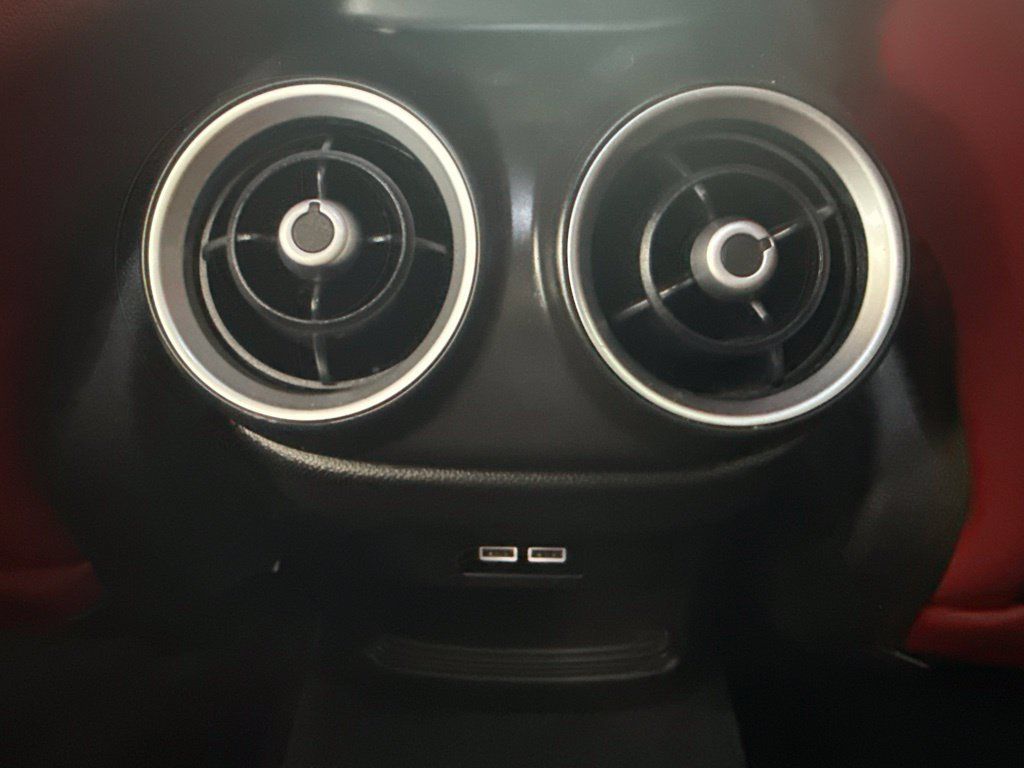 Used 2018 Alfa Romeo Stelvio Ti Sport AWD/4WD image 20