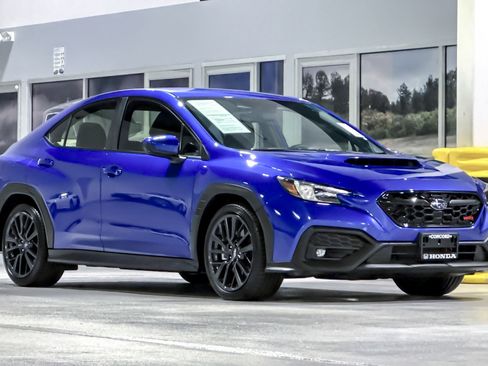 Used 2025 Subaru WRX Premium AWD/4WD image 7