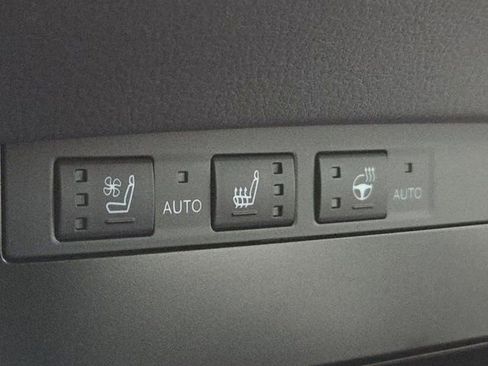 Used 2025 Lexus ES 350 F Sport image 11