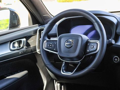 New 2026 Volvo XC40 B5 Ultra w/ Climate Package image 26