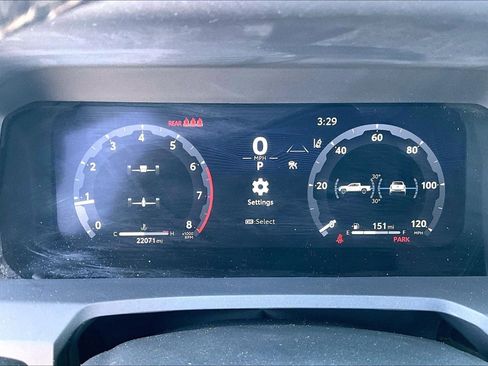 Used 2024 Toyota Tacoma TRD Off-Road AWD/4WD image 21