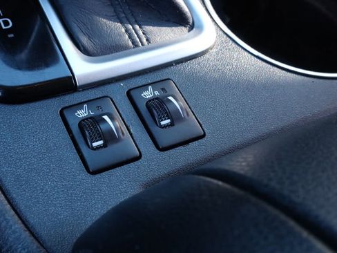 Used 2016 Toyota Highlander XLE image 5