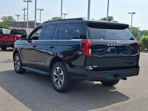 New 2027 Ford Expedition Active AWD/4WD image 4