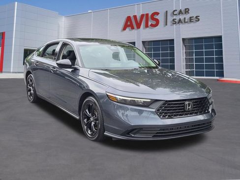 Used 2025 Honda Accord SE image 3