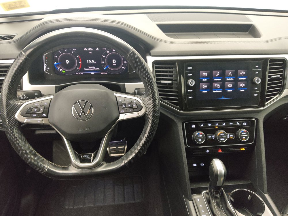 Used 2022 Volkswagen Atlas Cross Sport SEL R-Line AWD/4WD image 22