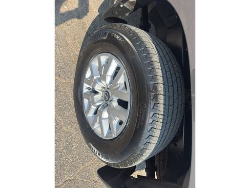 Used 2022 Nissan Frontier SV RWD image 23