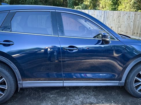 Used 2017 MAZDA CX-5 Grand Touring w/ Premium Package image 16