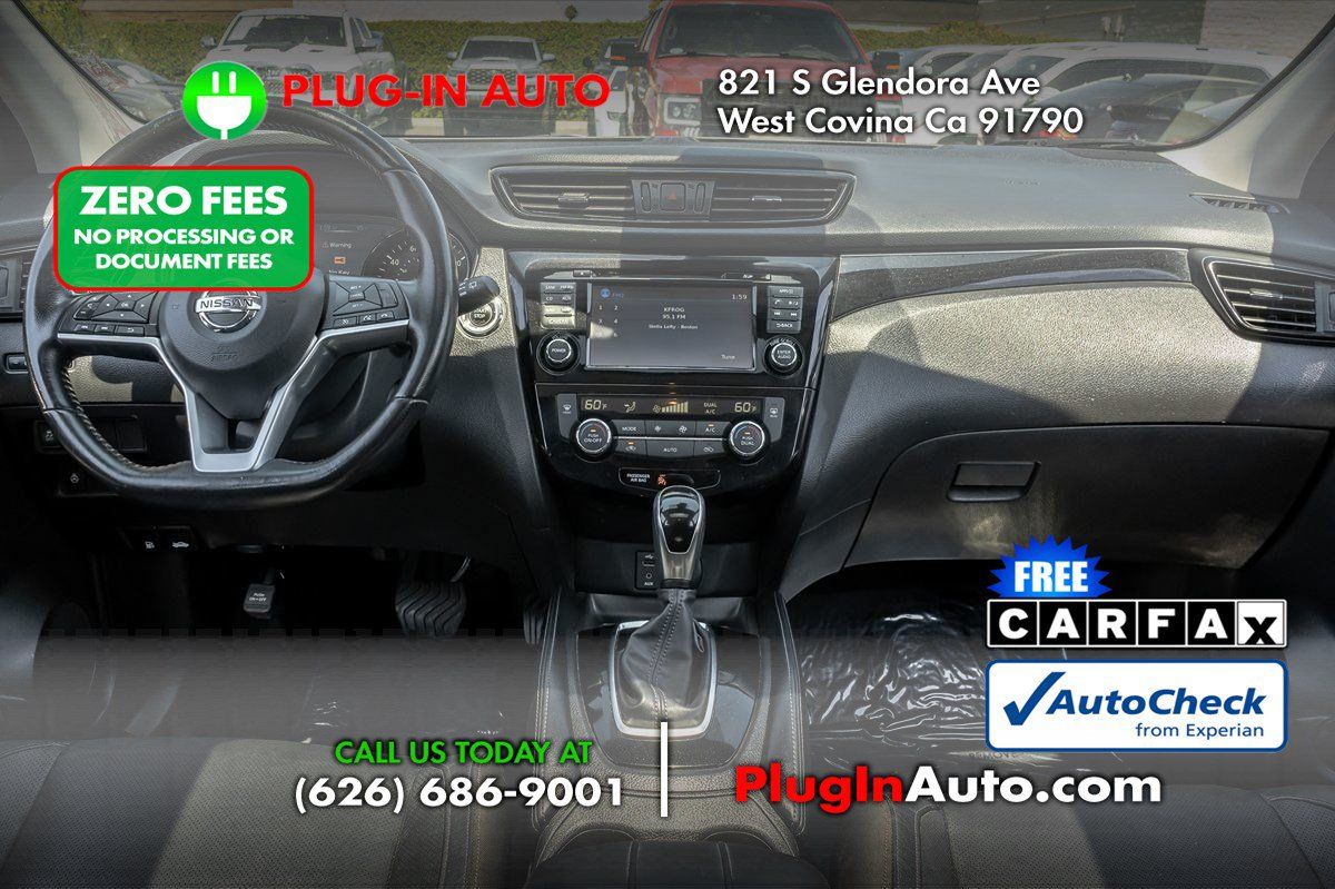 Used 2017 Nissan Rogue Sport SL w/ SL Premium Package FWD image 15