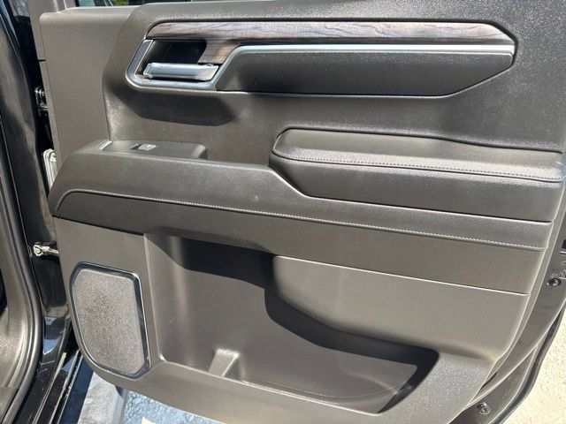 Used 2024 Chevrolet Silverado 1500 LTZ w/ LTZ Premium Package RWD image 27