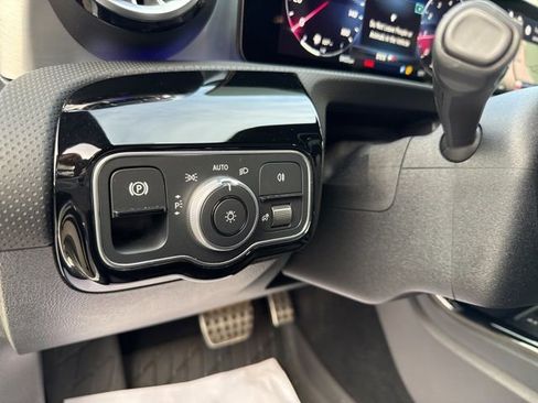 Certified 2025 Mercedes-Benz CLA 250 4MATIC image 15