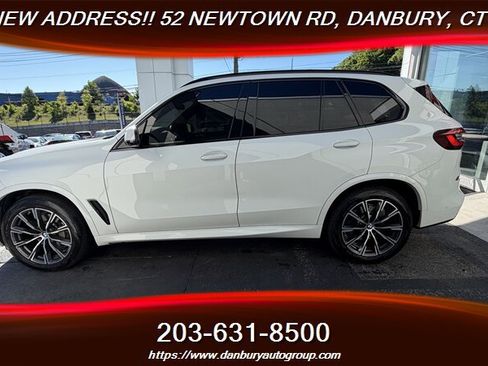 Used 2021 BMW X5 xDrive40i w/ M Sport Package AWD/4WD image 2