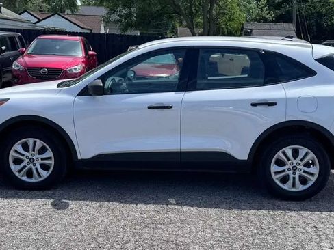 Used 2020 Ford Escape S AWD/4WD image 2