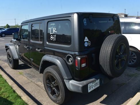 Used 2022 Jeep Wrangler Unlimited Sport AWD/4WD image 5