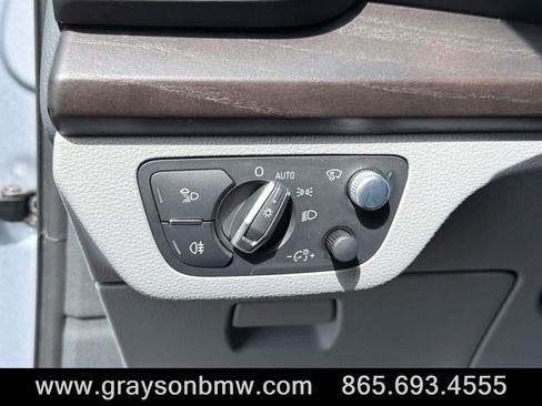 Used 2020 Audi Q5 Prestige w/ Prestige Package image 26