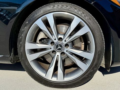 Used 2018 Mercedes-Benz C 300 C 300 Sedan 4D w/ Premium Package image 25