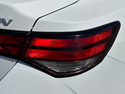 Used 2023 Nissan Sentra SV image 48