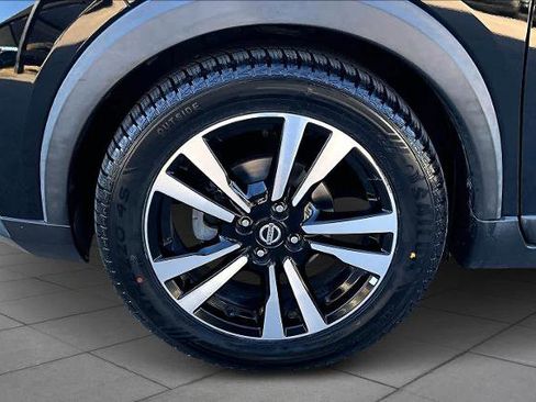 Certified 2020 Nissan Kicks SV image 10