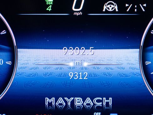 Used 2025 Mercedes-Benz Maybach GLS 600 4MATIC image 21