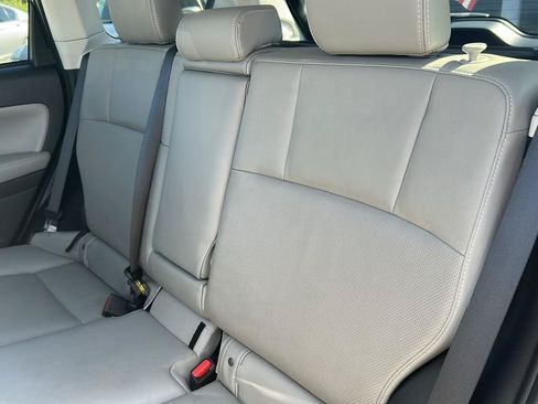 Used 2016 Subaru Forester 2.5i Touring w/ Eyesight & Navigation System AWD/4WD image 24