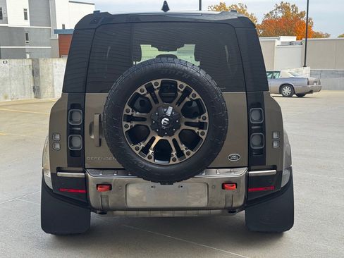 Used 2020 Land Rover Defender 110 X image 6