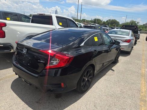 Used 2021 Honda Civic Sport image 8