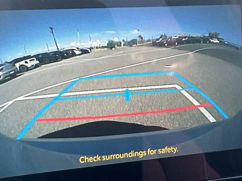Used 2025 Toyota Corolla SE FWD image 14